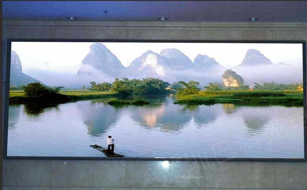 常見(jiàn)顯示屏的特點(diǎn)及用途(圖2)